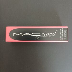 MAC Maximal Sleek Satin Lipstick - Grapefruit Pucker - NWT